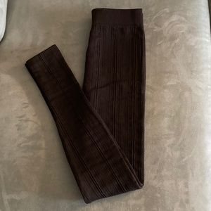 Lady’s stretch pants